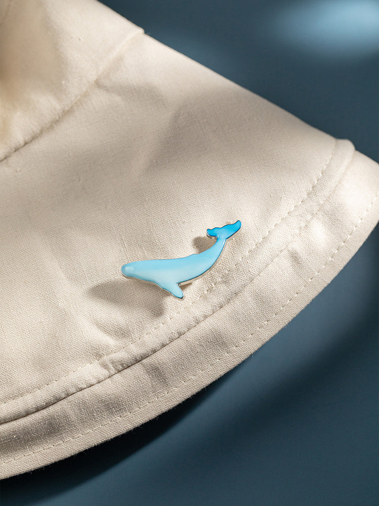 Whale Brooch Men And Women Simple Niche Student Cartoon Pin Clothes Bag Accessories